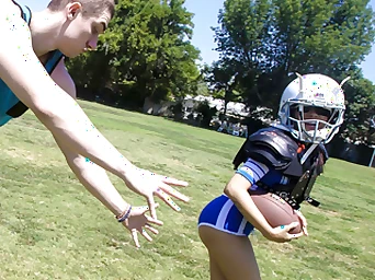 Lil' Touchdown Cooch